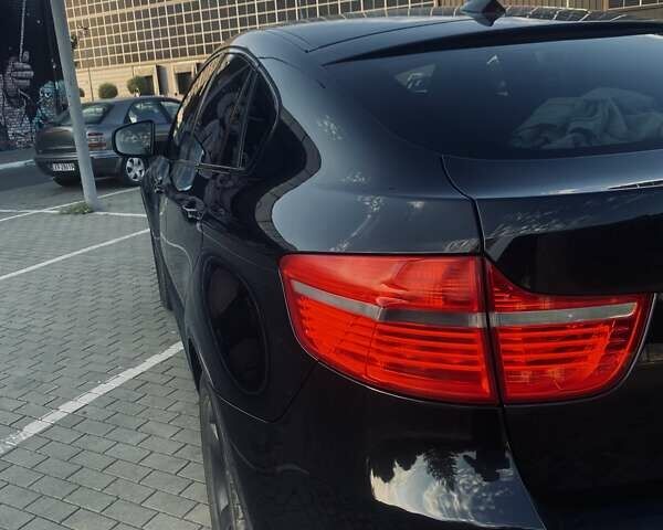 Черный БМВ Х6, объемом двигателя 3 л и пробегом 236 тыс. км за 13700 $, фото 25 на Automoto.ua