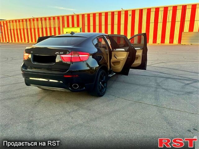 Чорний БМВ Х6, об'ємом двигуна 3 л та пробігом 300 тис. км за 15600 $, фото 3 на Automoto.ua