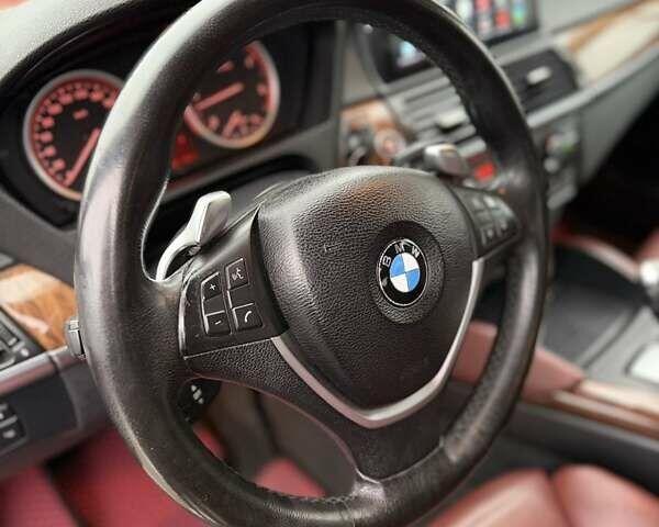 Чорний БМВ Х6, об'ємом двигуна 2.99 л та пробігом 250 тис. км за 18500 $, фото 5 на Automoto.ua