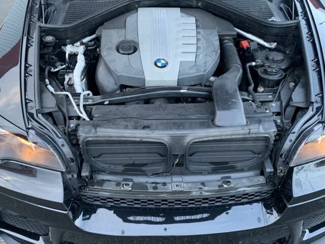 Черный БМВ Х6, объемом двигателя 3 л и пробегом 196 тыс. км за 23000 $, фото 3 на Automoto.ua