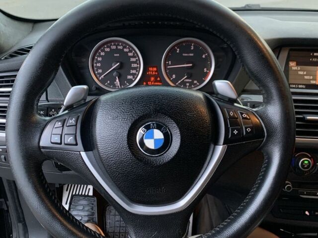 Черный БМВ Х6, объемом двигателя 3 л и пробегом 196 тыс. км за 23000 $, фото 4 на Automoto.ua