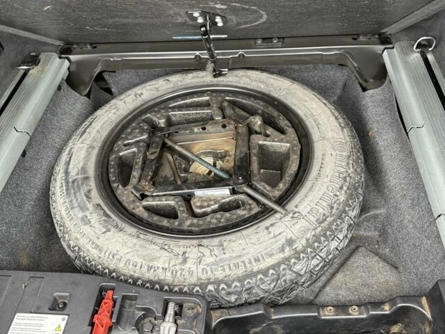 Черный БМВ Х6, объемом двигателя 4.4 л и пробегом 215 тыс. км за 15000 $, фото 6 на Automoto.ua