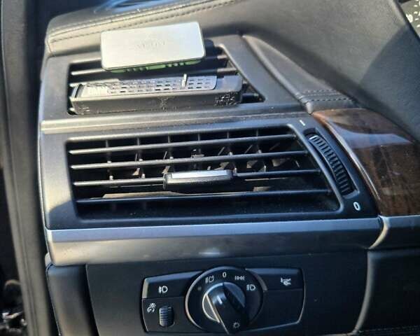 Черный БМВ Х6, объемом двигателя 4.4 л и пробегом 239 тыс. км за 14999 $, фото 14 на Automoto.ua