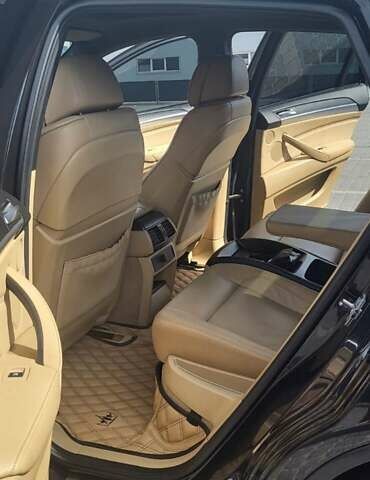 Черный БМВ Х6, объемом двигателя 2.99 л и пробегом 185 тыс. км за 17000 $, фото 16 на Automoto.ua