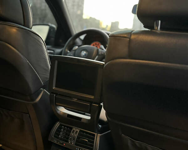 Черный БМВ Х6, объемом двигателя 2.98 л и пробегом 350 тыс. км за 14500 $, фото 13 на Automoto.ua