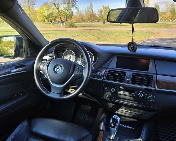 Черный БМВ Х6, объемом двигателя 4.4 л и пробегом 239 тыс. км за 14999 $, фото 23 на Automoto.ua