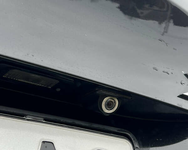 Черный БМВ Х6, объемом двигателя 3 л и пробегом 189 тыс. км за 13200 $, фото 16 на Automoto.ua