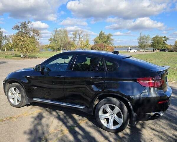 Черный БМВ Х6, объемом двигателя 4.4 л и пробегом 239 тыс. км за 14999 $, фото 4 на Automoto.ua