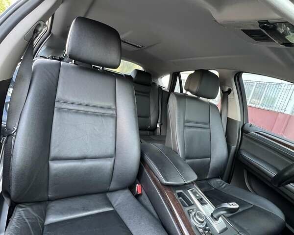 Черный БМВ Х6, объемом двигателя 3 л и пробегом 117 тыс. км за 19200 $, фото 6 на Automoto.ua
