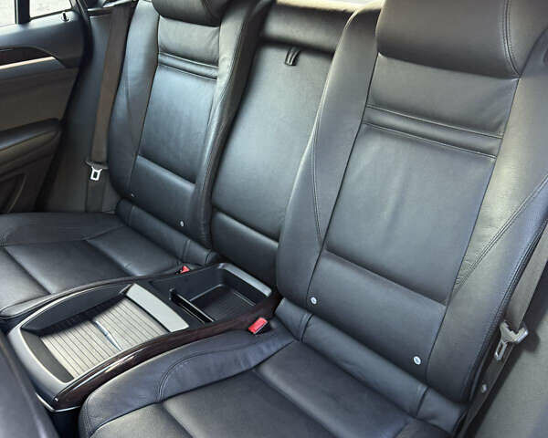 Чорний БМВ Х6, об'ємом двигуна 2.99 л та пробігом 360 тис. км за 24000 $, фото 11 на Automoto.ua