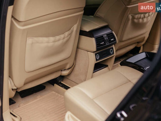 Черный БМВ Х6, объемом двигателя 3 л и пробегом 170 тыс. км за 17500 $, фото 13 на Automoto.ua