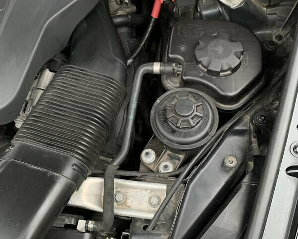 Черный БМВ Х6, объемом двигателя 3 л и пробегом 210 тыс. км за 19800 $, фото 7 на Automoto.ua