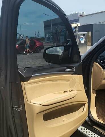 Черный БМВ Х6, объемом двигателя 2.99 л и пробегом 185 тыс. км за 17000 $, фото 14 на Automoto.ua