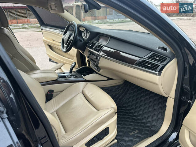 Чорний БМВ Х6, об'ємом двигуна 3 л та пробігом 225 тис. км за 15900 $, фото 18 на Automoto.ua