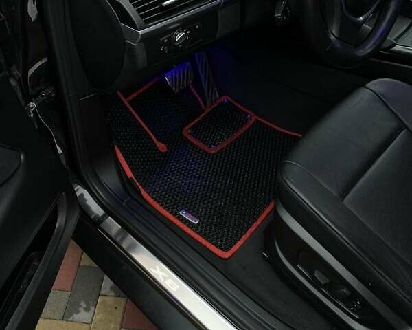 Черный БМВ Х6, объемом двигателя 3 л и пробегом 210 тыс. км за 19800 $, фото 22 на Automoto.ua