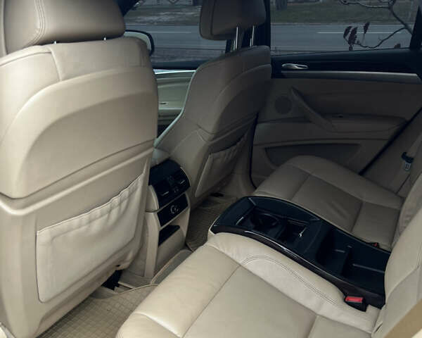 Черный БМВ Х6, объемом двигателя 3 л и пробегом 189 тыс. км за 13200 $, фото 33 на Automoto.ua