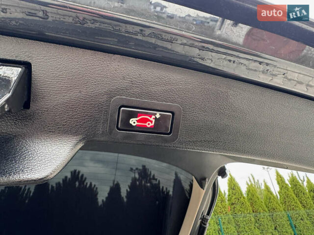 Черный БМВ Х6, объемом двигателя 2.99 л и пробегом 230 тыс. км за 19800 $, фото 68 на Automoto.ua