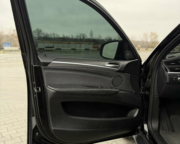 Черный БМВ Х6, объемом двигателя 3 л и пробегом 254 тыс. км за 19700 $, фото 56 на Automoto.ua