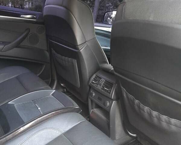 Черный БМВ Х6, объемом двигателя 3 л и пробегом 92 тыс. км за 21000 $, фото 12 на Automoto.ua