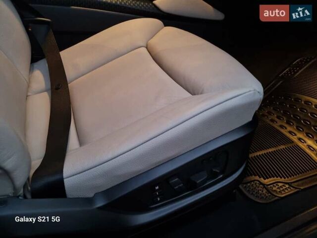 Черный БМВ Х6, объемом двигателя 3 л и пробегом 269 тыс. км за 19999 $, фото 12 на Automoto.ua