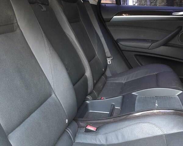 Черный БМВ Х6, объемом двигателя 3 л и пробегом 92 тыс. км за 21000 $, фото 14 на Automoto.ua