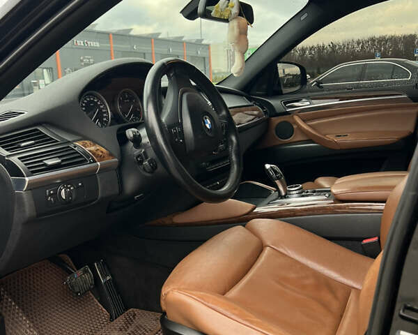 Чорний БМВ Х6, об'ємом двигуна 2.99 л та пробігом 262 тис. км за 22500 $, фото 28 на Automoto.ua