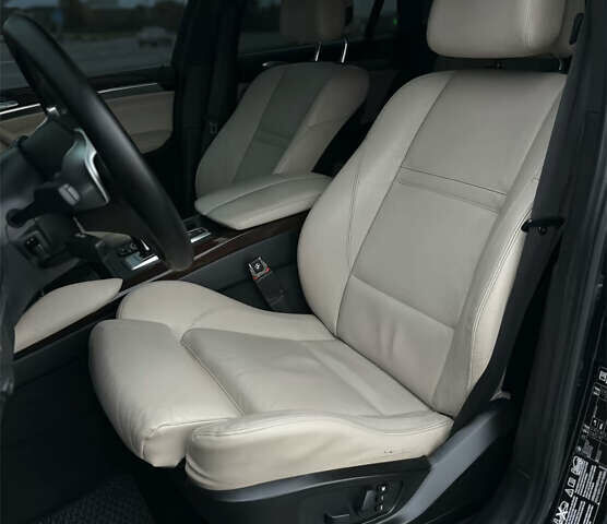 Черный БМВ Х6, объемом двигателя 2.99 л и пробегом 325 тыс. км за 23500 $, фото 16 на Automoto.ua