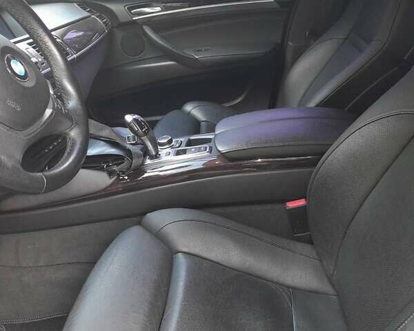 Черный БМВ Х6, объемом двигателя 3 л и пробегом 92 тыс. км за 21000 $, фото 17 на Automoto.ua