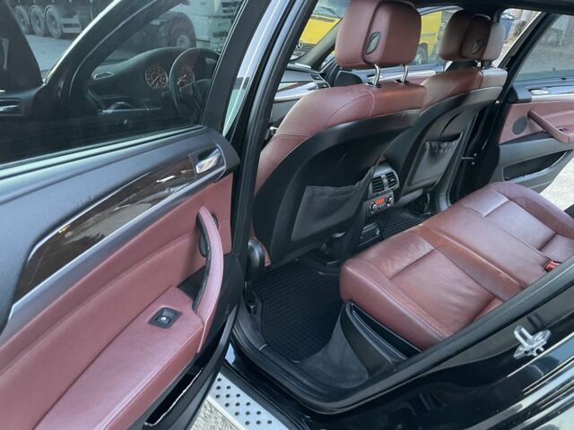 Чорний БМВ Х6, об'ємом двигуна 3 л та пробігом 270 тис. км за 15999 $, фото 3 на Automoto.ua