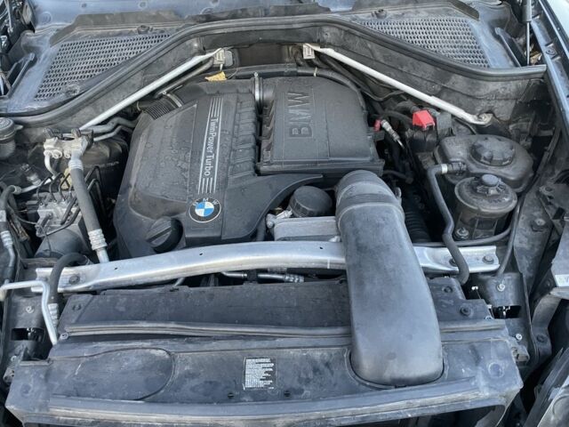 Чорний БМВ Х6, об'ємом двигуна 3 л та пробігом 270 тис. км за 15999 $, фото 9 на Automoto.ua