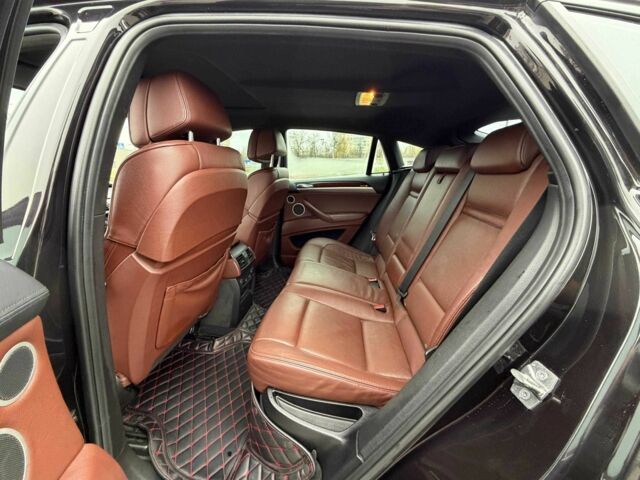 Черный БМВ Х6, объемом двигателя 4.4 л и пробегом 200 тыс. км за 16500 $, фото 13 на Automoto.ua