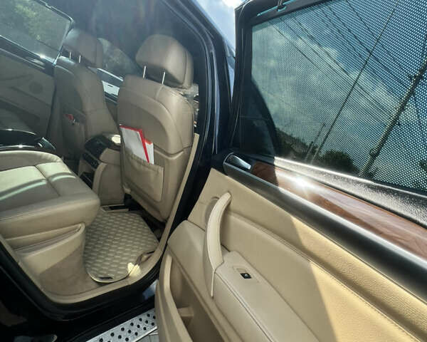 Черный БМВ Х6, объемом двигателя 3 л и пробегом 300 тыс. км за 16550 $, фото 40 на Automoto.ua