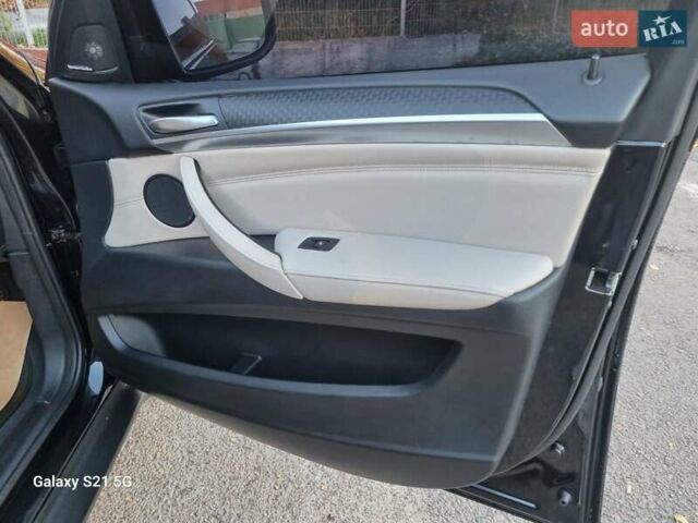 Черный БМВ Х6, объемом двигателя 3 л и пробегом 269 тыс. км за 19999 $, фото 51 на Automoto.ua