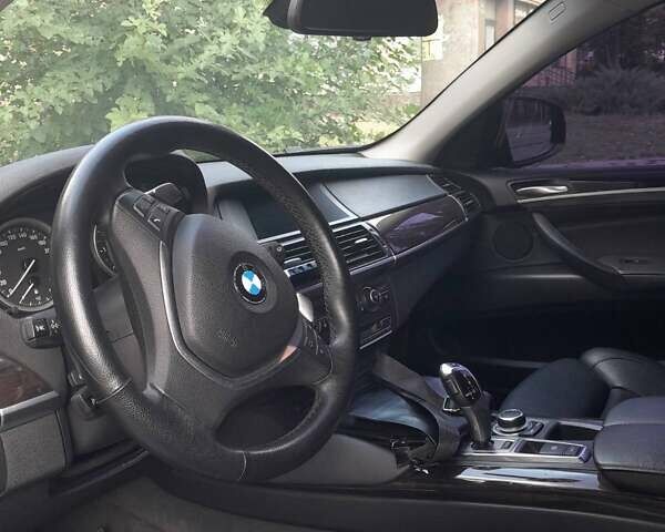 Черный БМВ Х6, объемом двигателя 3 л и пробегом 92 тыс. км за 21000 $, фото 16 на Automoto.ua