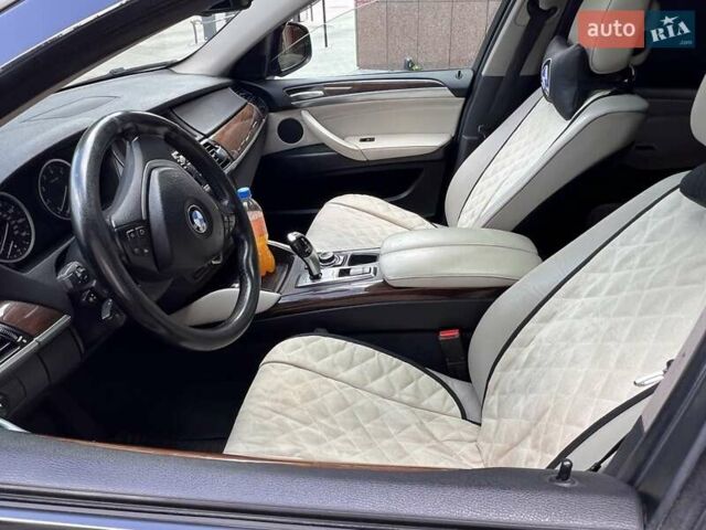 Чорний БМВ Х6, об'ємом двигуна 2.98 л та пробігом 216 тис. км за 22000 $, фото 5 на Automoto.ua