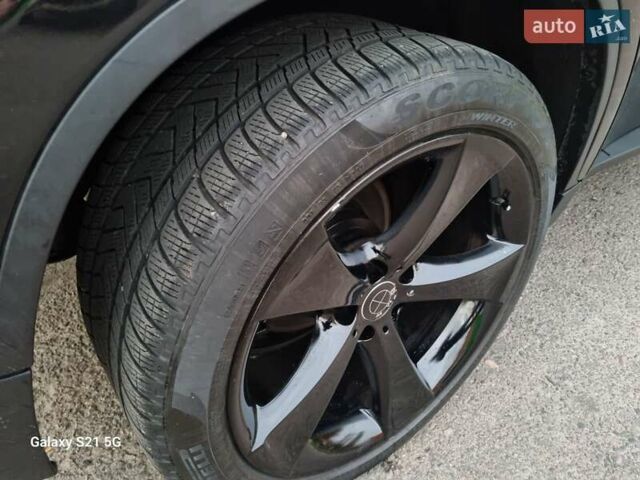 Черный БМВ Х6, объемом двигателя 3 л и пробегом 269 тыс. км за 19999 $, фото 20 на Automoto.ua