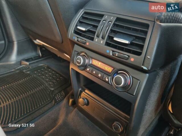 Черный БМВ Х6, объемом двигателя 3 л и пробегом 269 тыс. км за 19999 $, фото 44 на Automoto.ua