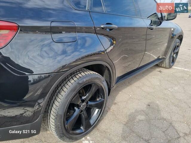 Черный БМВ Х6, объемом двигателя 3 л и пробегом 269 тыс. км за 19999 $, фото 72 на Automoto.ua