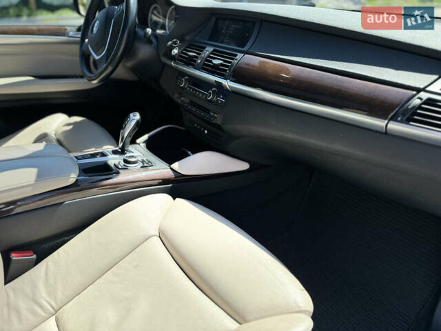 Черный БМВ Х6, объемом двигателя 2.99 л и пробегом 297 тыс. км за 22500 $, фото 14 на Automoto.ua