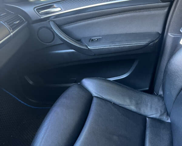 Черный БМВ Х6, объемом двигателя 3.5 л и пробегом 280 тыс. км за 18500 $, фото 23 на Automoto.ua