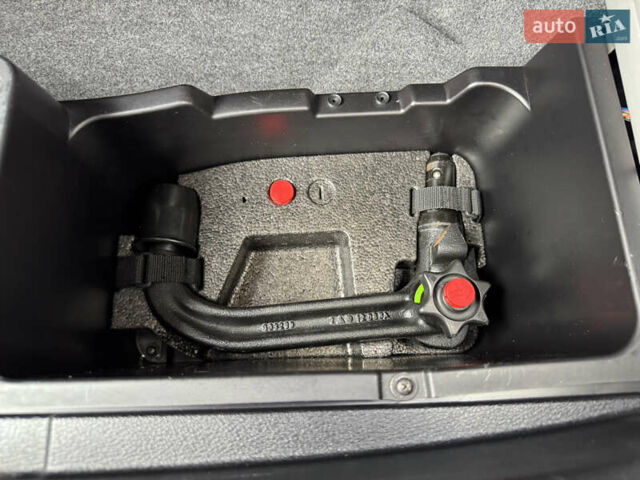 Черный БМВ Х6, объемом двигателя 2.99 л и пробегом 223 тыс. км за 24950 $, фото 224 на Automoto.ua