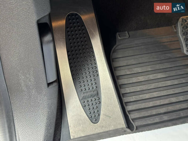 Черный БМВ Х6, объемом двигателя 2.99 л и пробегом 223 тыс. км за 24950 $, фото 129 на Automoto.ua