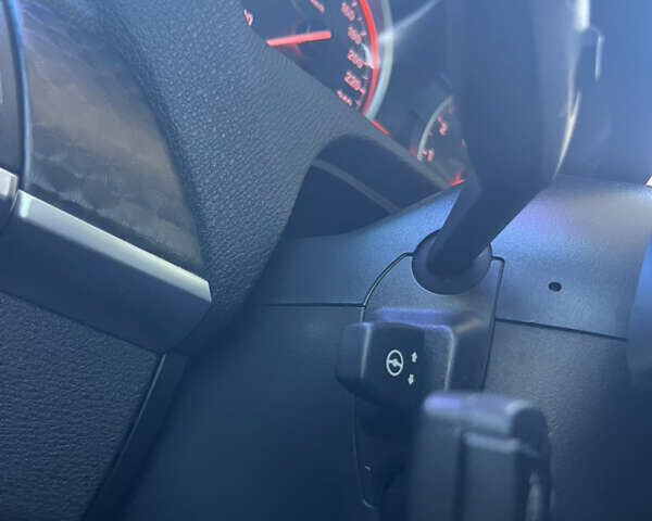 Черный БМВ Х6, объемом двигателя 3.5 л и пробегом 280 тыс. км за 18500 $, фото 22 на Automoto.ua