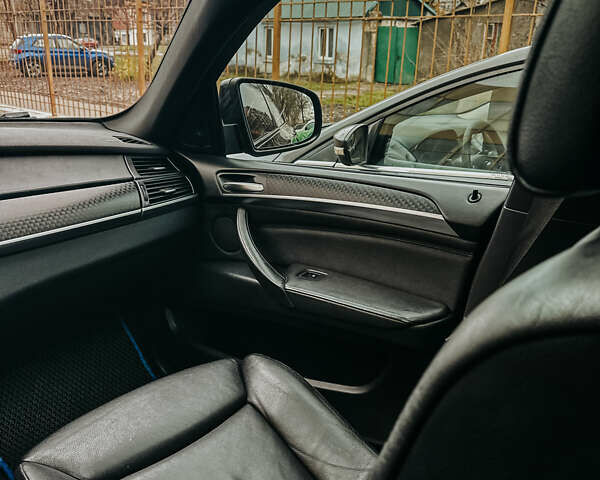 Чорний БМВ Х6, об'ємом двигуна 2.98 л та пробігом 280 тис. км за 16500 $, фото 17 на Automoto.ua