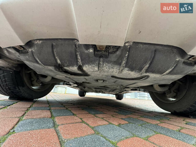 Черный БМВ Х6, объемом двигателя 2.99 л и пробегом 223 тыс. км за 24950 $, фото 108 на Automoto.ua