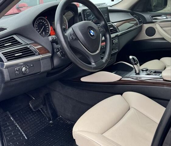 Черный БМВ Х6, объемом двигателя 3 л и пробегом 190 тыс. км за 18700 $, фото 10 на Automoto.ua