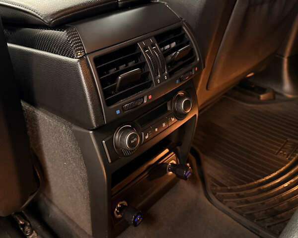 Черный БМВ Х6, объемом двигателя 2.98 л и пробегом 144 тыс. км за 19200 $, фото 13 на Automoto.ua