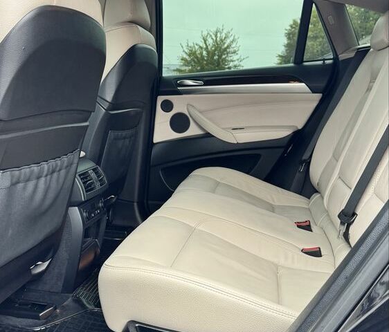 Черный БМВ Х6, объемом двигателя 3 л и пробегом 190 тыс. км за 18700 $, фото 14 на Automoto.ua