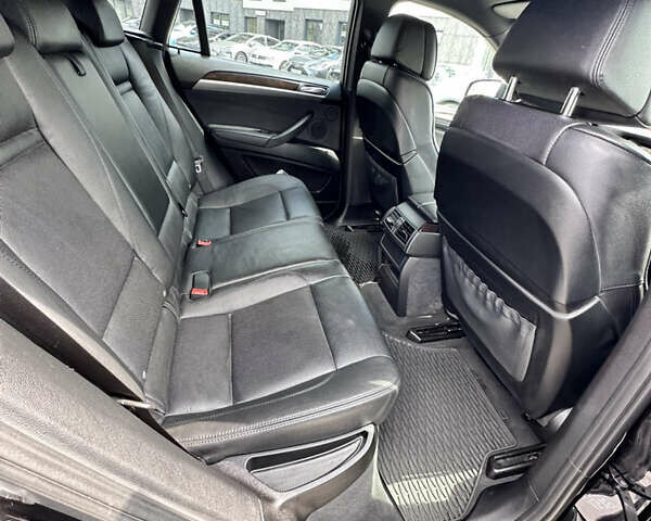 Черный БМВ Х6, объемом двигателя 3 л и пробегом 140 тыс. км за 23000 $, фото 24 на Automoto.ua