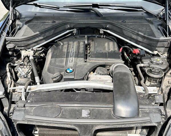 Черный БМВ Х6, объемом двигателя 3 л и пробегом 140 тыс. км за 23000 $, фото 11 на Automoto.ua